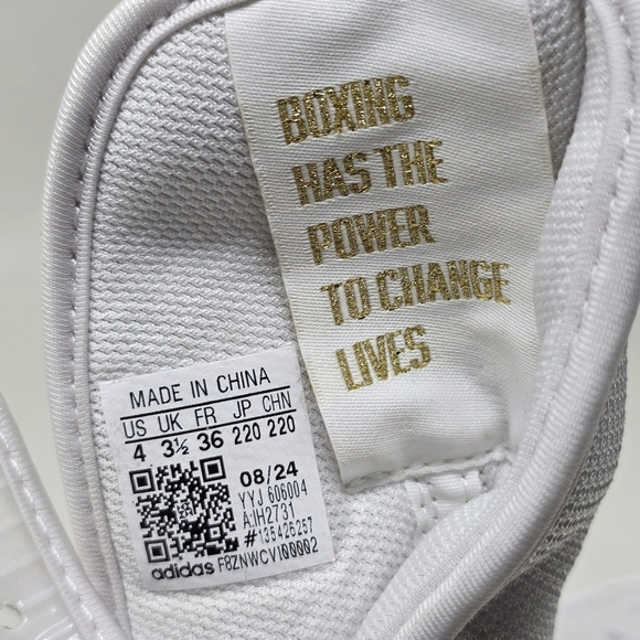 Adidas Box Hog 4 White Collegiate Green IH2731 Shoes Men's Size 4 New - Picture 11 of 12